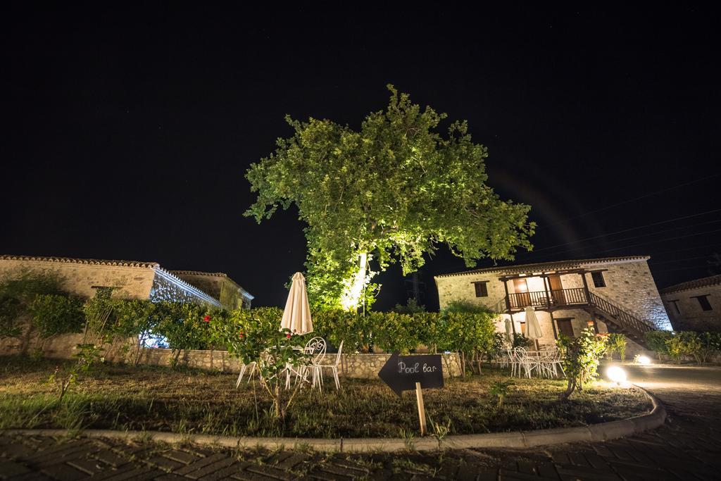 Semantron Traditional Village ดิอาคอปโต ภายนอก รูปภาพ